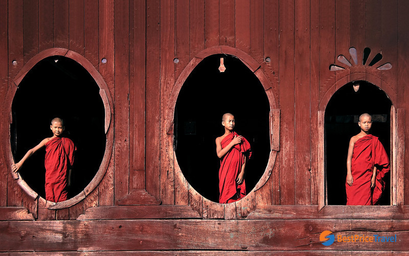 The iconic oval window at&nbsp;Shwe Yan Pyay