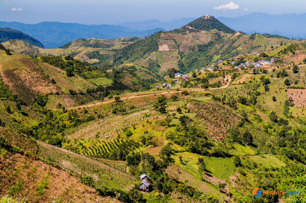 Mountain views in the town of Kalaw