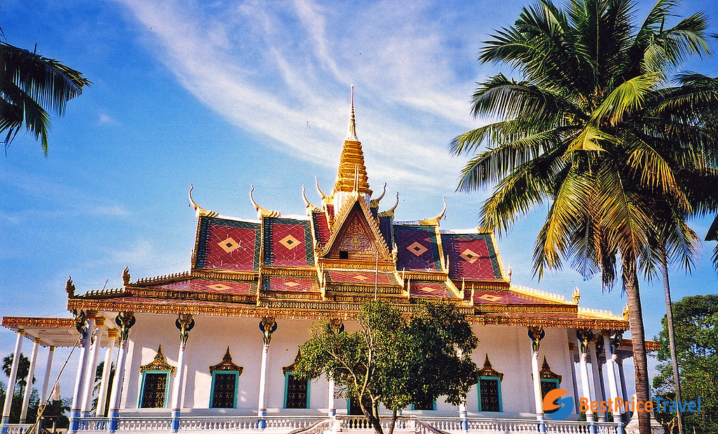 One of Kampong Leaeng Temples