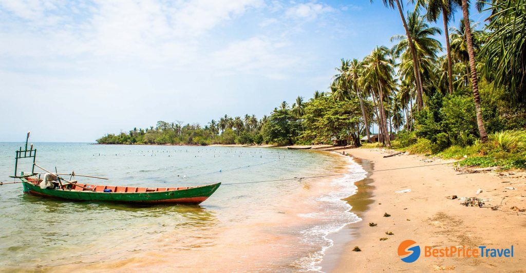Rabbit Island in Kep
