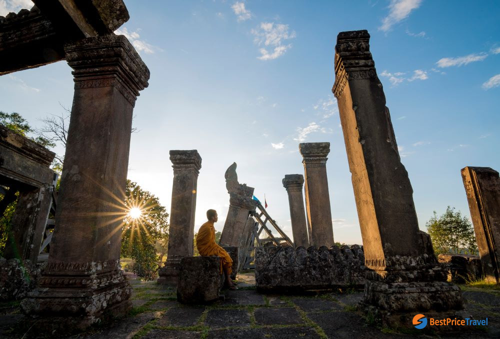 The restful moment at Preah Vihear Temple