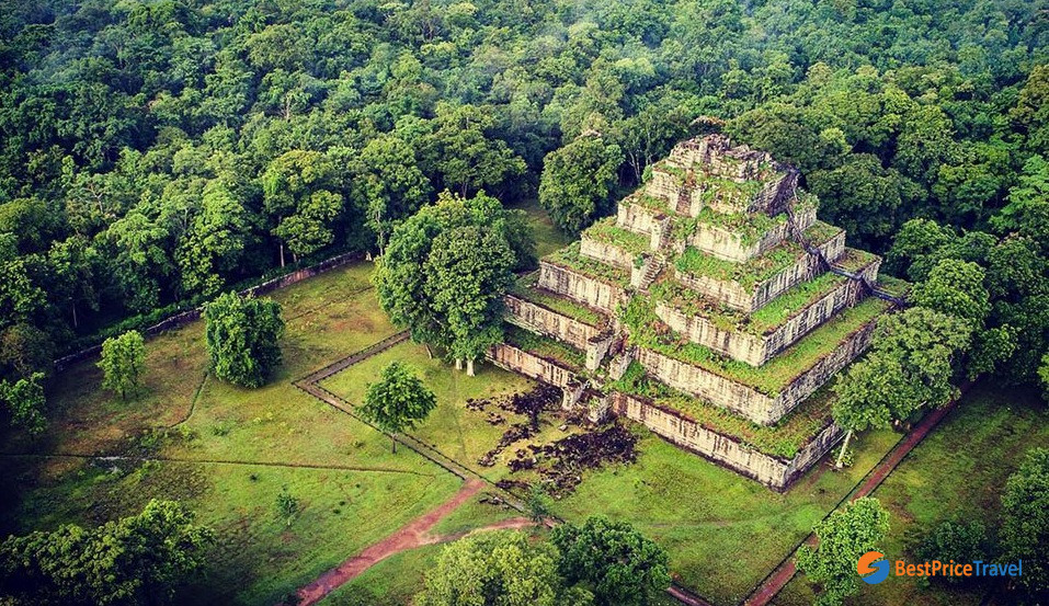 The jungle temple of Koh Ker