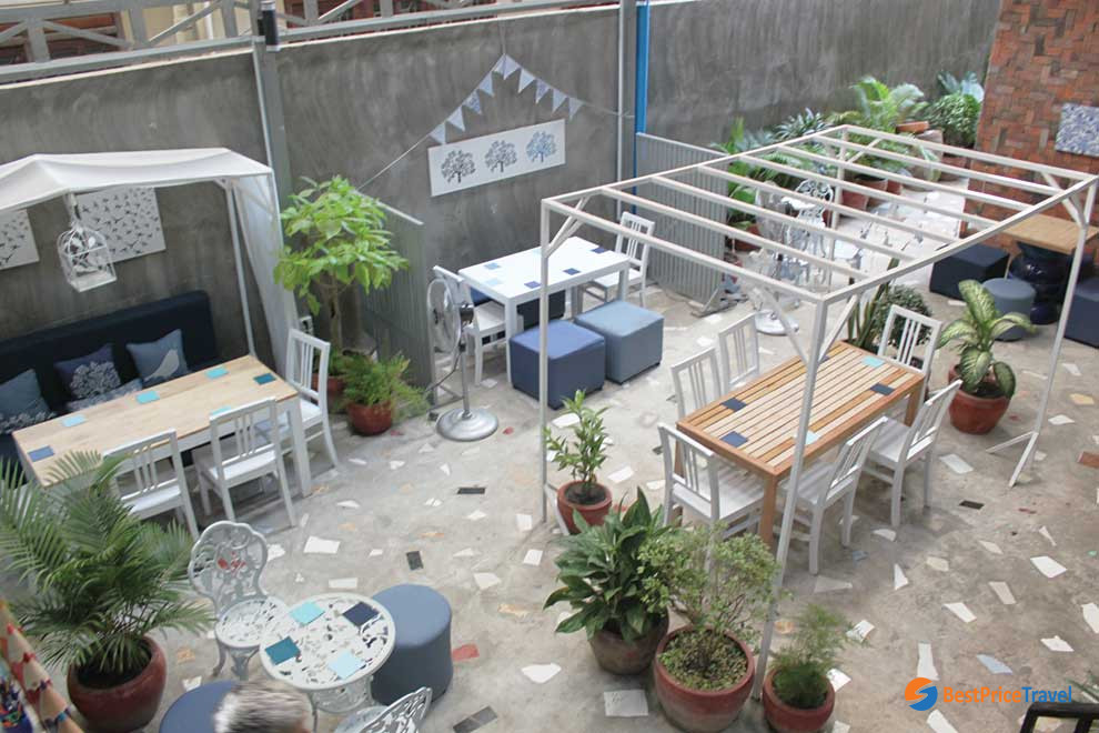 Daughters of Cambodia Caf&eacute;