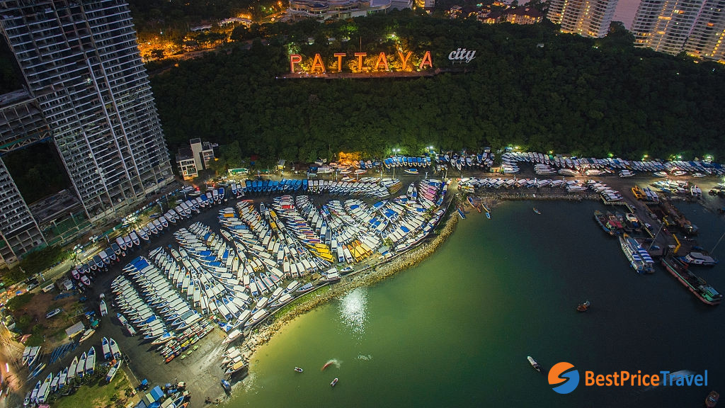 Bird-eye's view of Pattaya at night