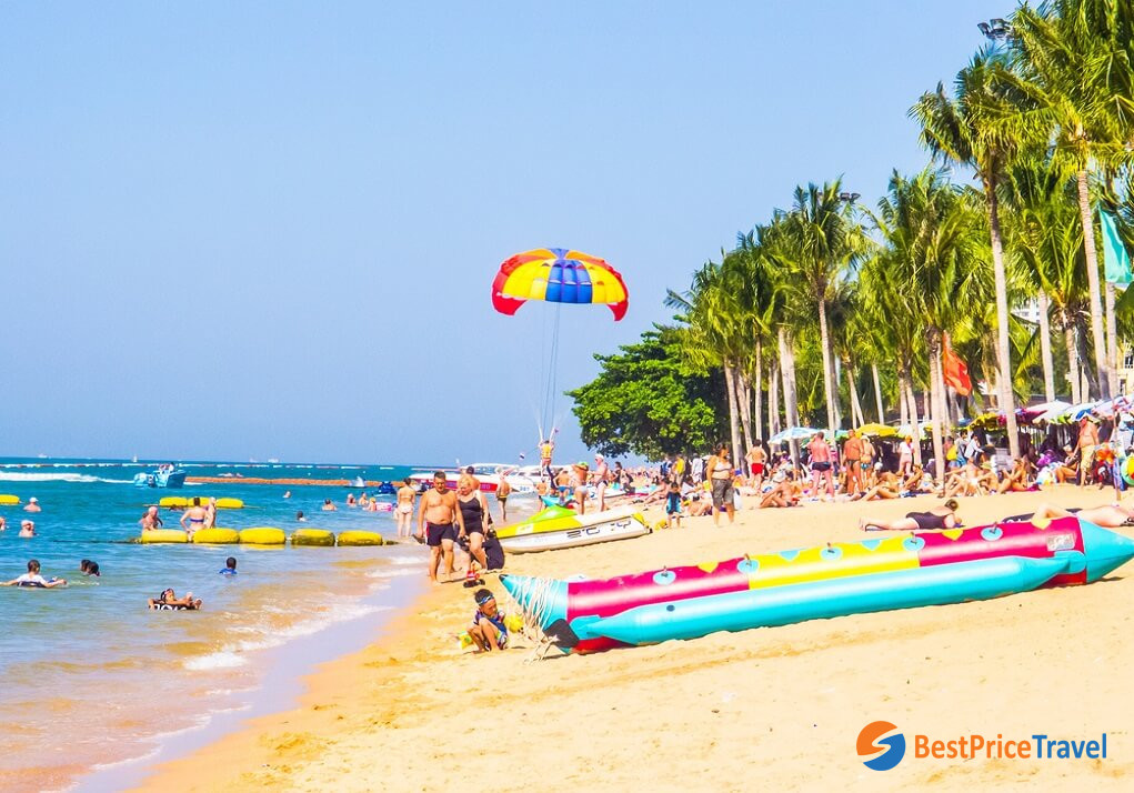 Exciting activities on Jomtien Beach