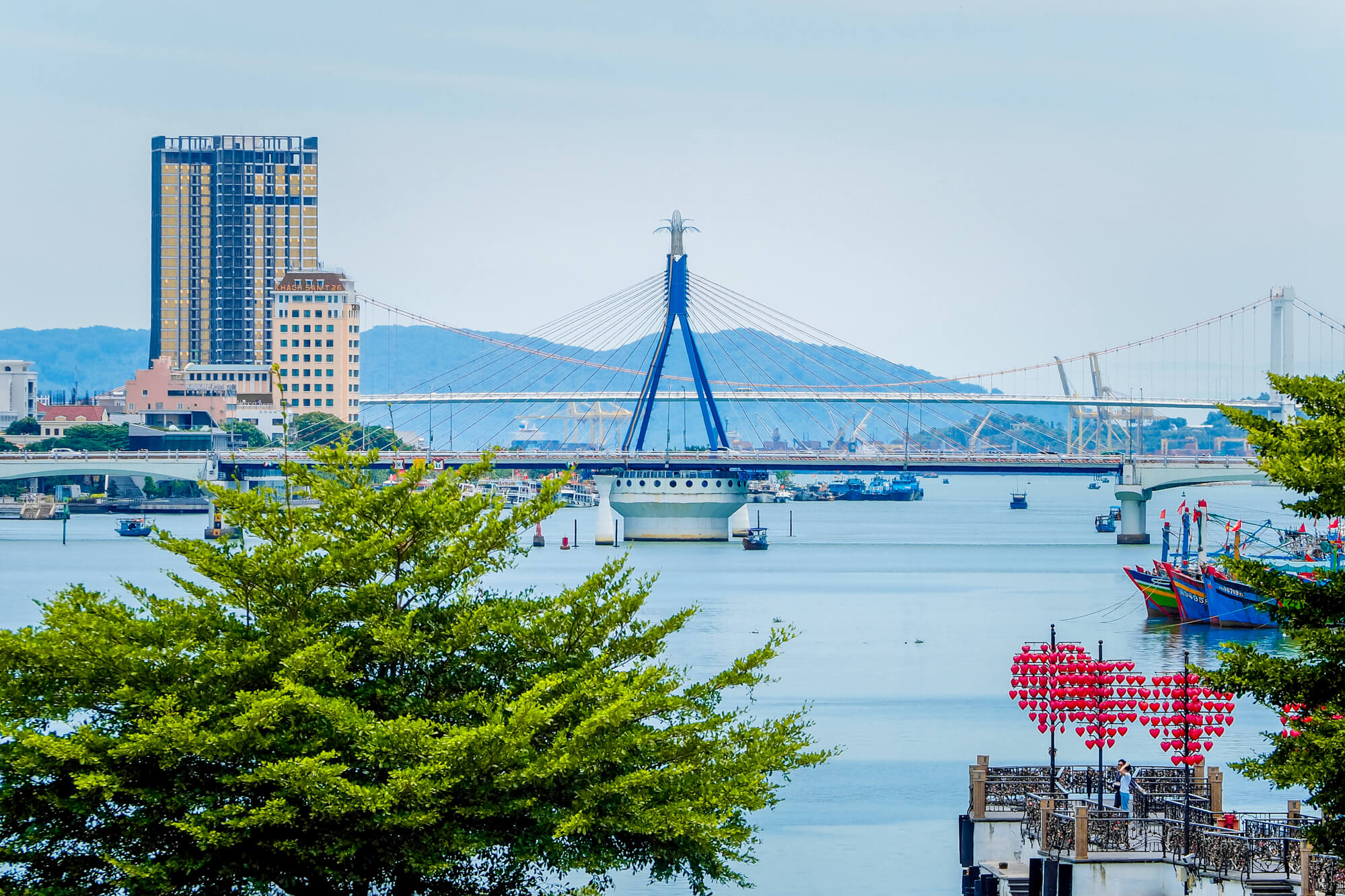 Han River Brigde at day