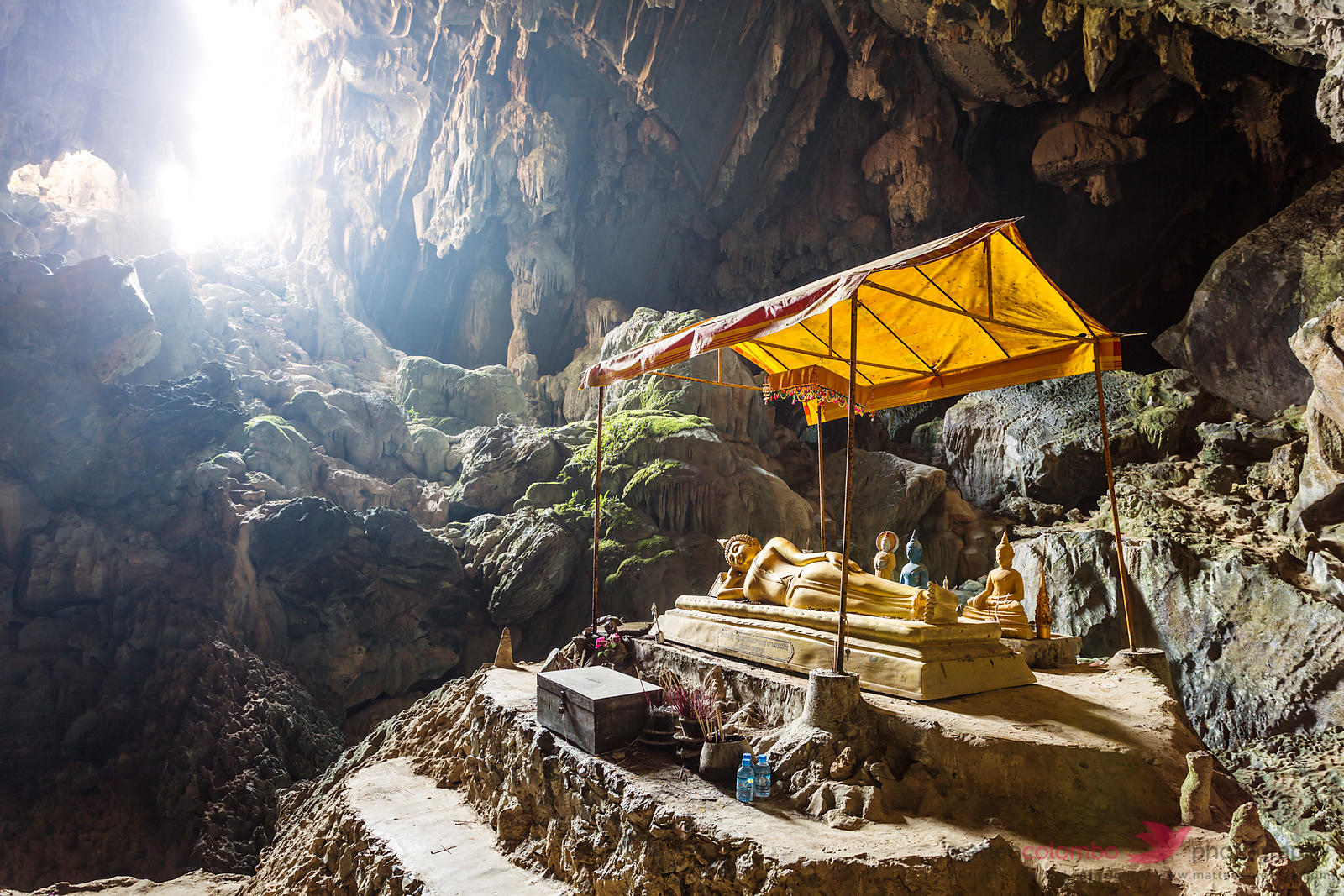 Tham Poukham Cave
