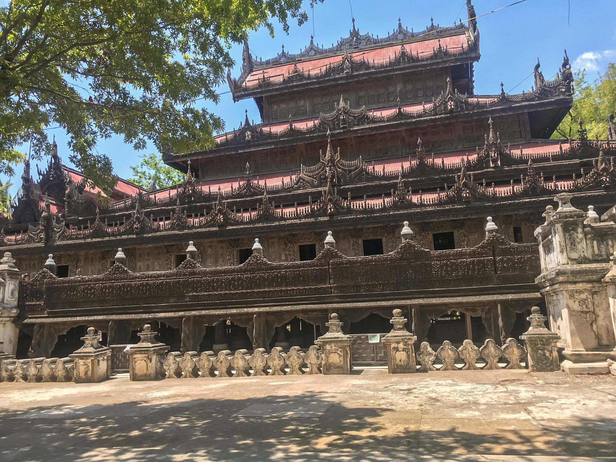 The wooden&nbsp;roof building in Bagaya Monastery