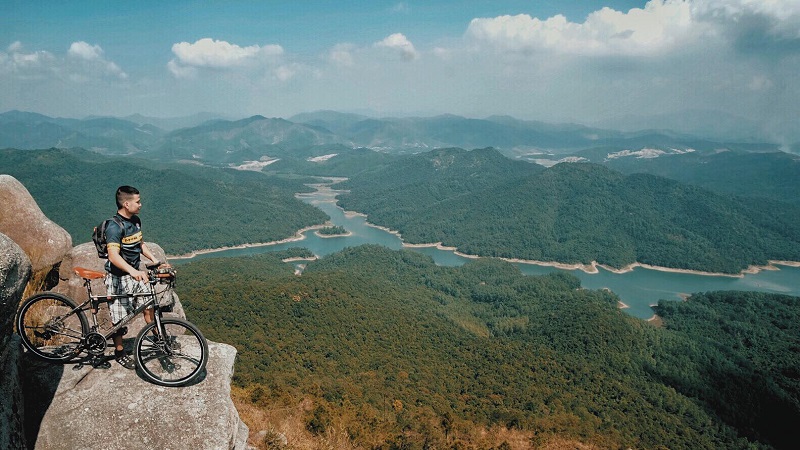 View From Da Chong Peak