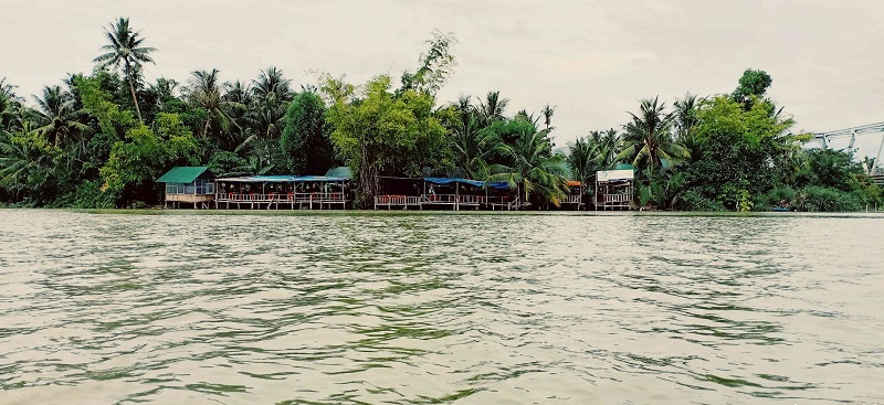 Tourist Can Try Kayaking In Cai River