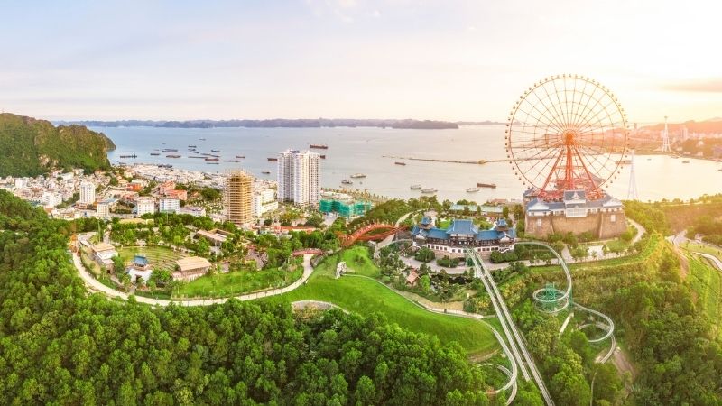 Sunworld Halong near bai chay beach