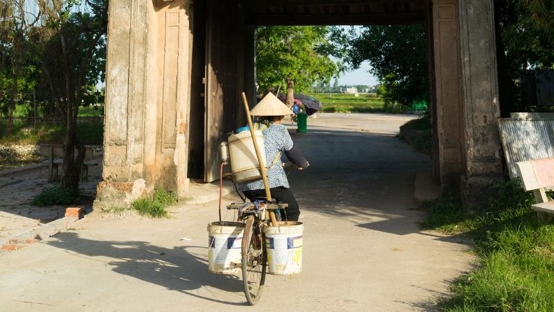 Local life in Duong lam