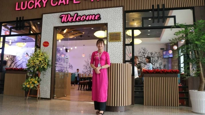 Restaurant in Hanoi AIrport
