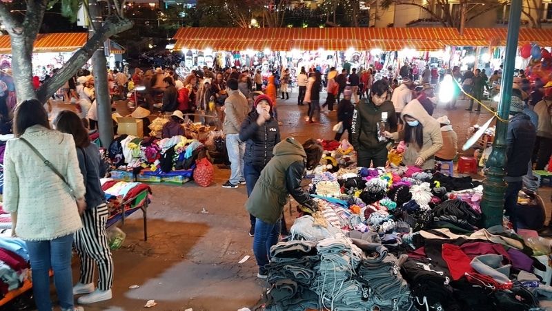 Shopping clothes in Da Lat