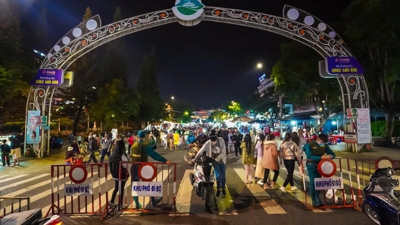 Da Lat night market