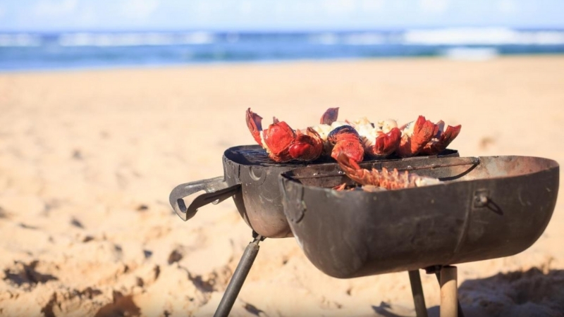 Have a seafood BBQ party