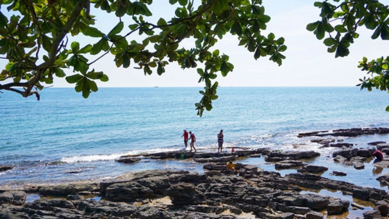 Best time to visit Ong Lang Beach Phu Quoc