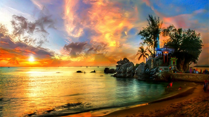 Best time to visit Dinh Cau Temple