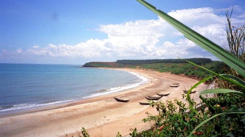 Cua Tung Beach