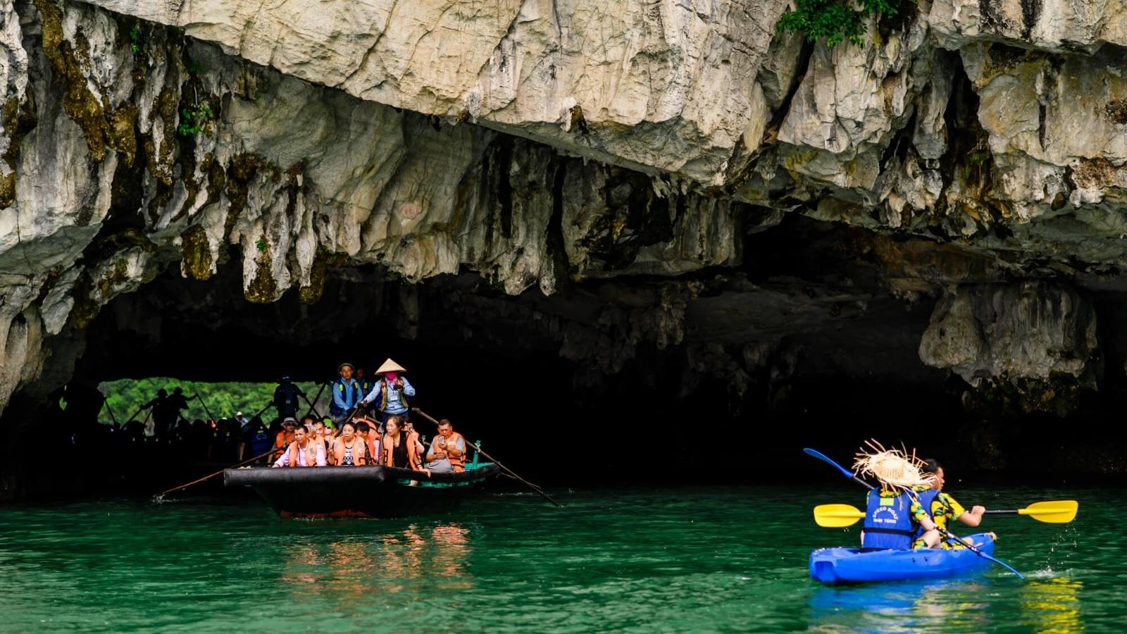 The captivating water passage and stalactite-adorned ceiling never fail to enchant visitors.