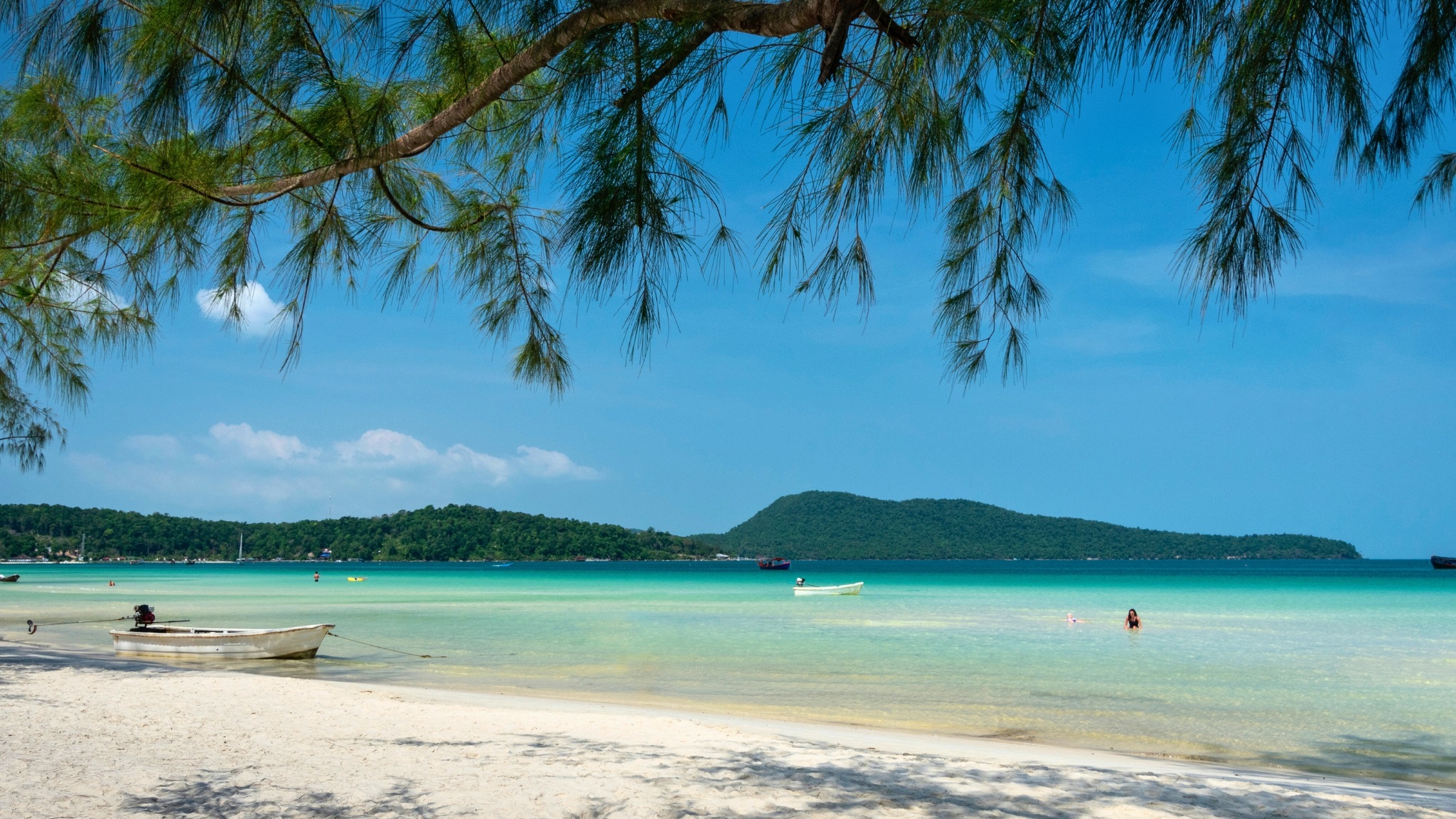 Escape To Serenity While Enjoying The Pristine Sands Of Saracen Bay Beach