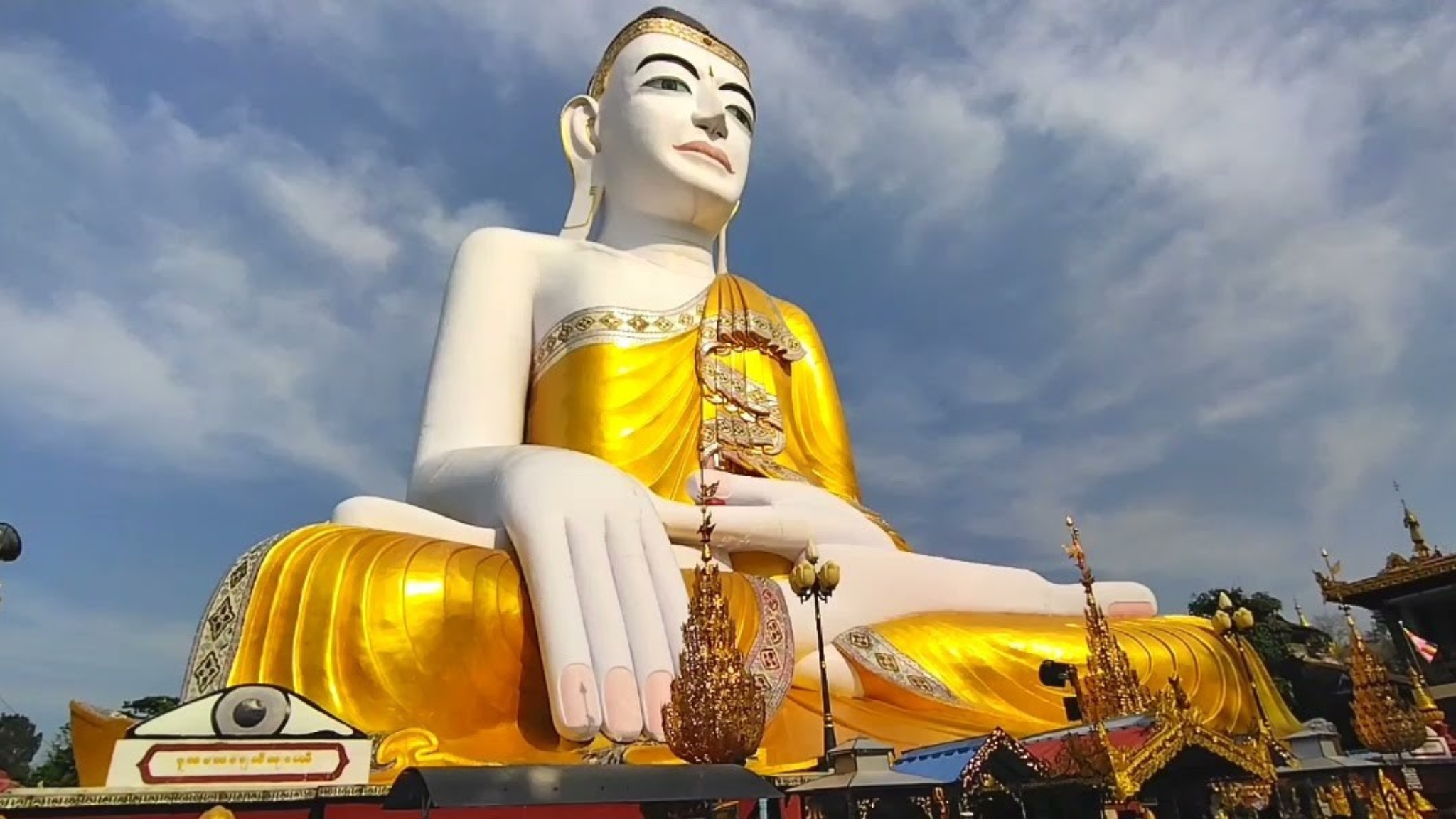 Marvel At The Majestic Beauty Of The Buddha Statue