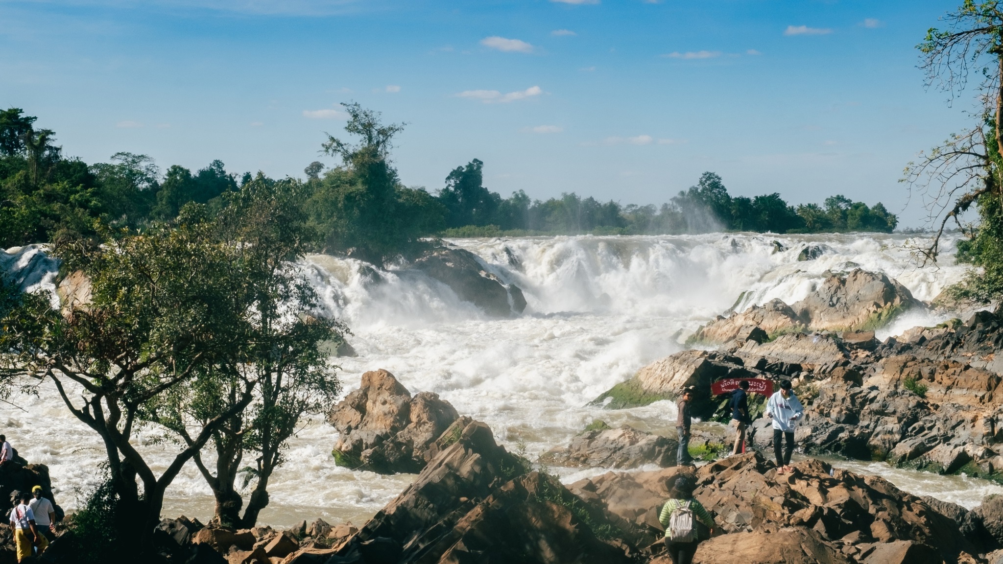 Immerse In The Charm Of Fierce Waterfalls