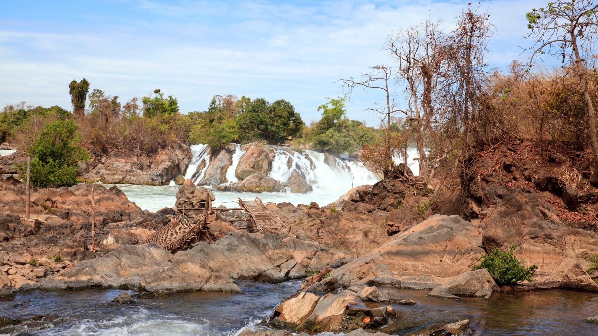 Witness The Breathtaking Spectacle Of Khone Phapheng