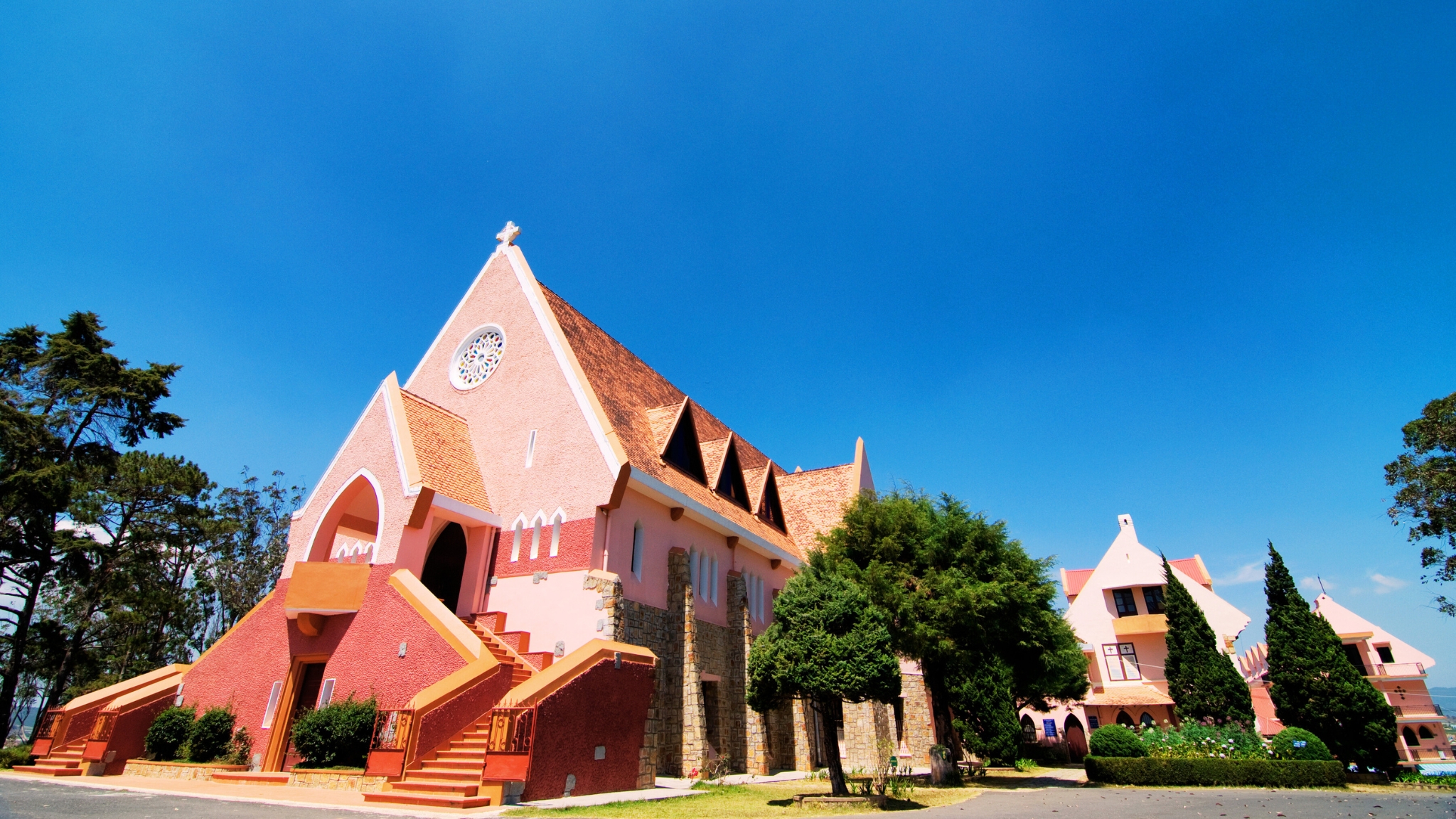 Domaine De Marie Cathedral