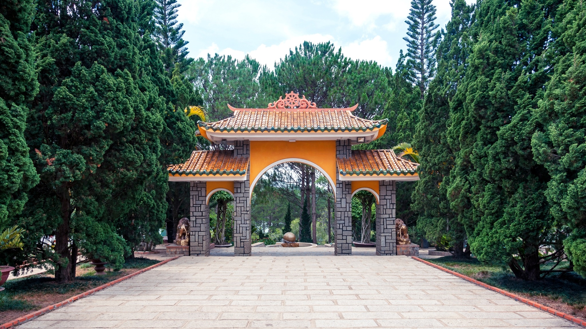 Truc Lam Pagoda Dalat