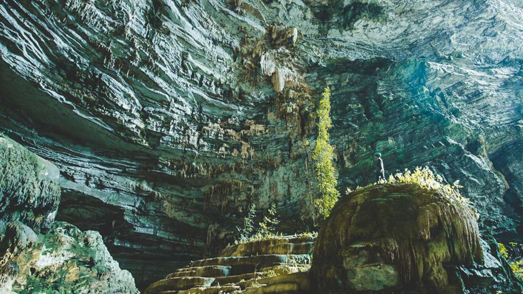 Tu Lan and Hang Tien Caves