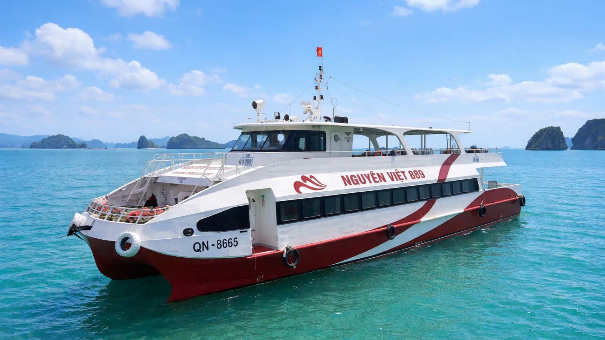 Speedboat charter to Ba Mun Island