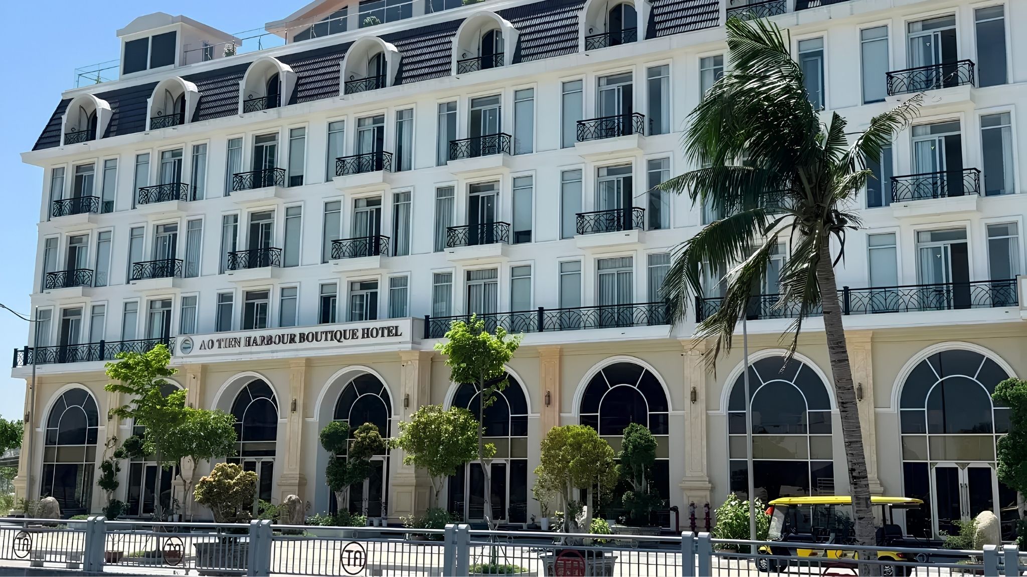 Ao Tien Harbour Boutique Hotel near Ao Tien Port, ideal for travelers catching early-morning ferries