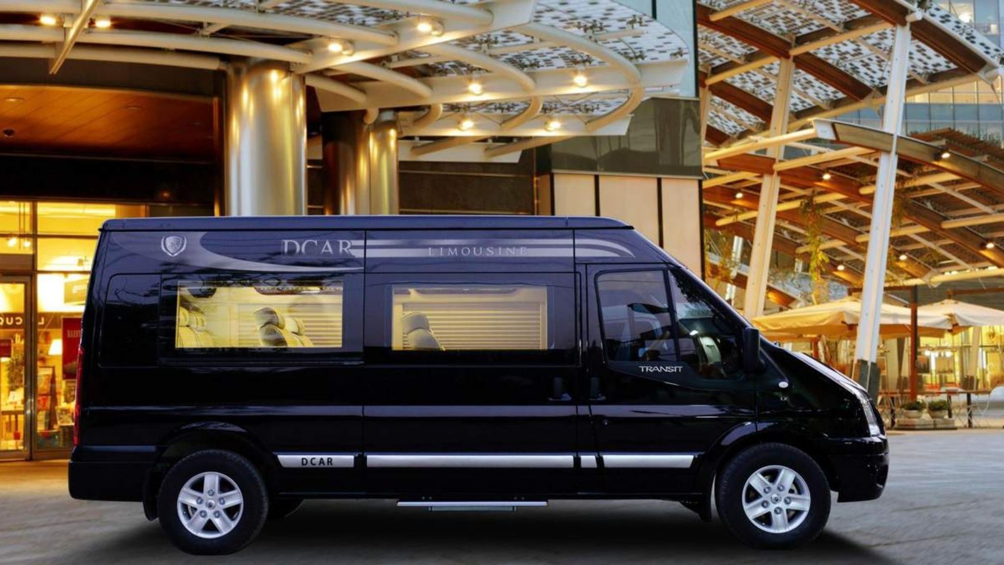 Getting to Ao Tien International Port by Limousine