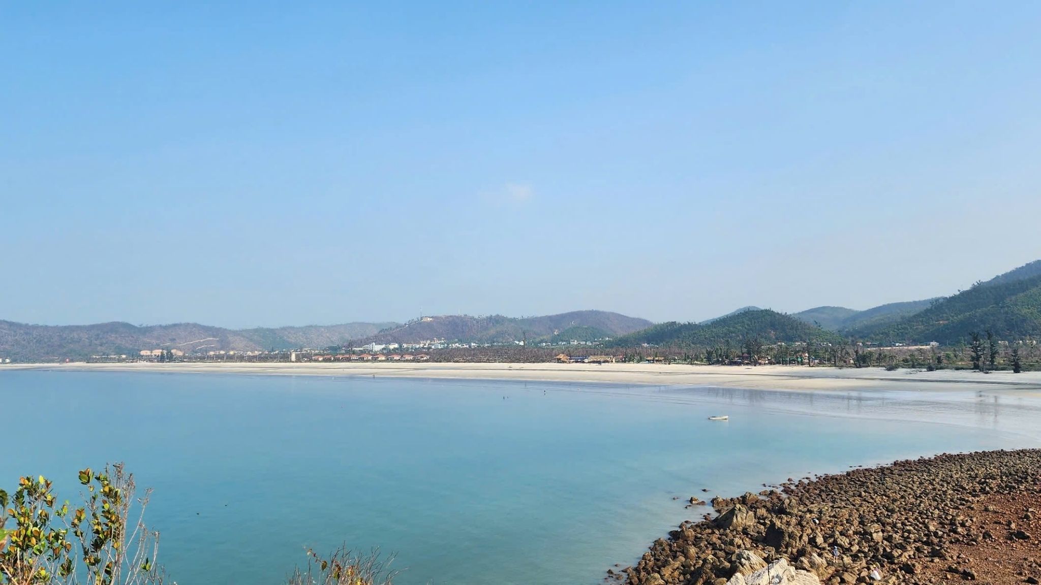 2 days and 1 night is the ideal amount of time to see Ngoc Vung Island