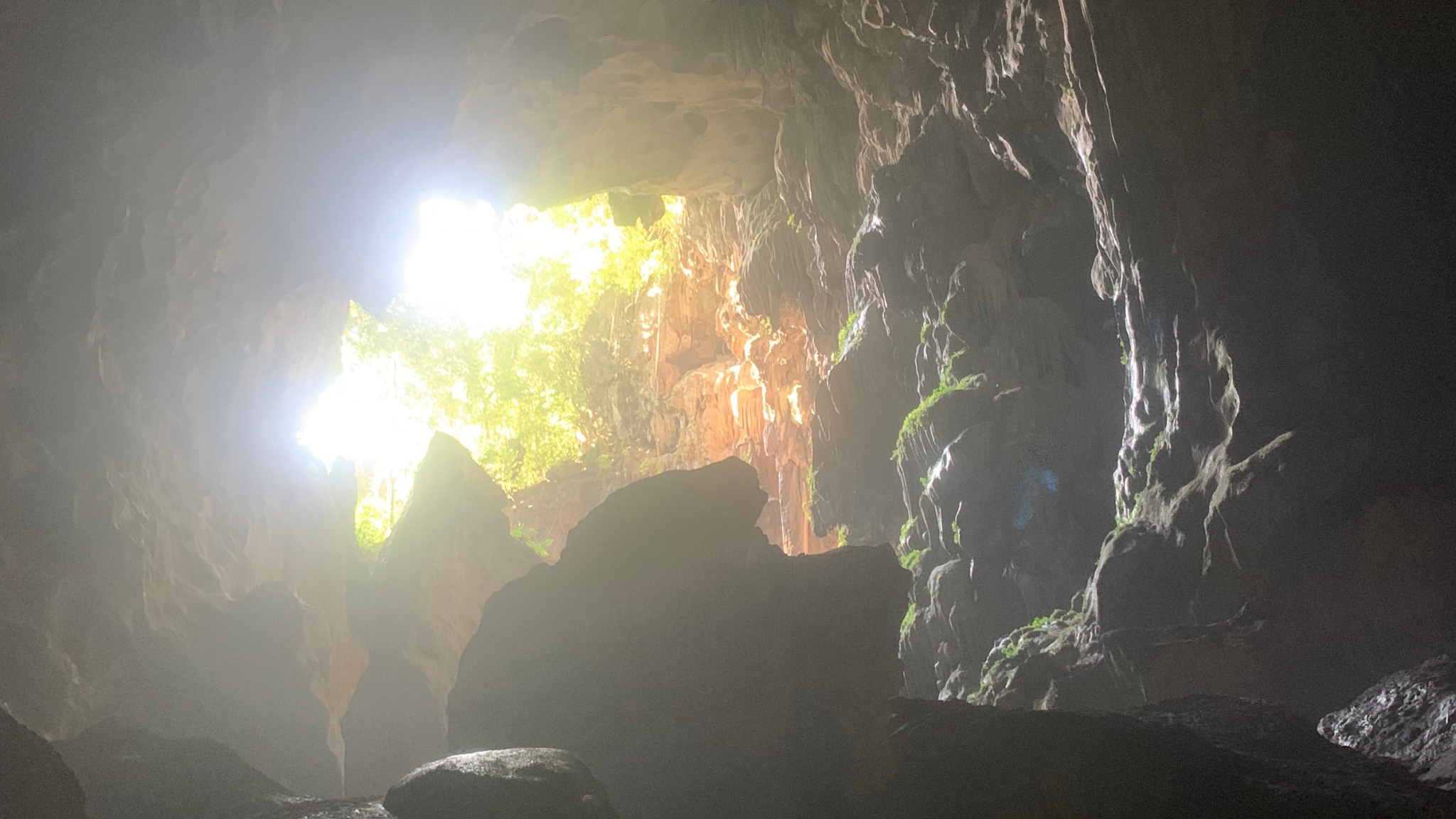 Phat Co Cave