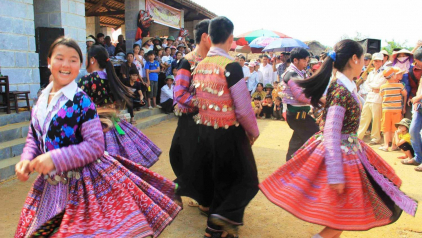 Love Market in Sapa - Where The Love Begins