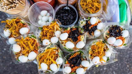 Banh Trang Tron (Mix Rice Paper)