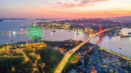 Top 10 Must-Do Activities for Nightlife in Halong Bay