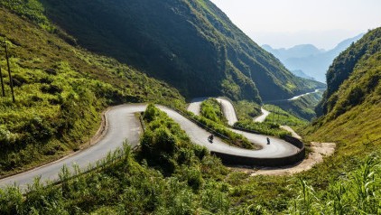 Can You Self-Drive the Ha Giang Loop? Laws, Licences & Safety Advice