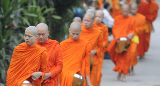 Tak Bat Ceremony – a soundful kingdom in silence