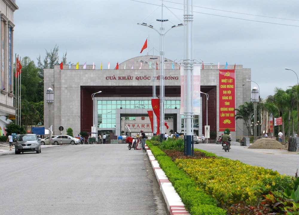 Mong Cai Border