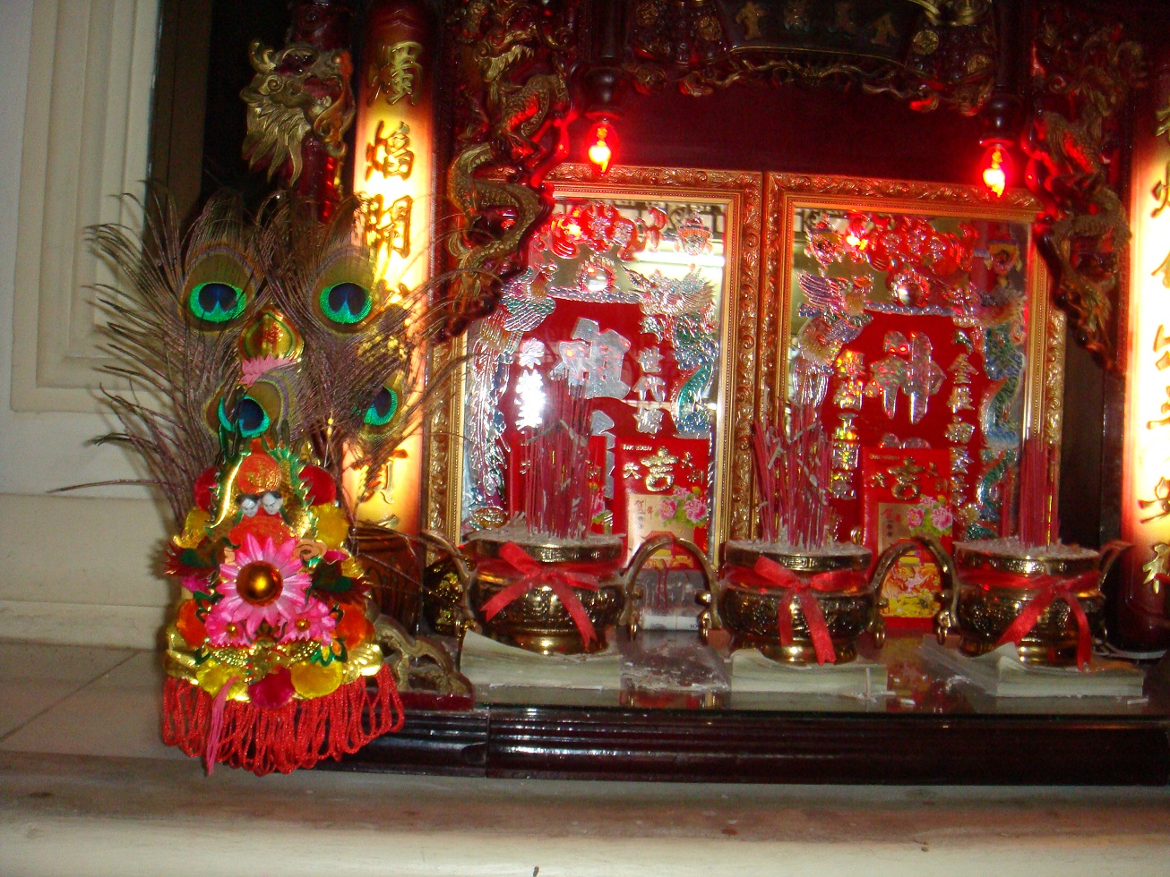 Every Vietnamese Family H as An Alta To Worship Their Ancestors