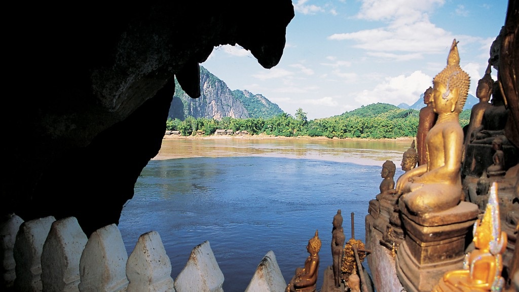 Cruise along Mekong River