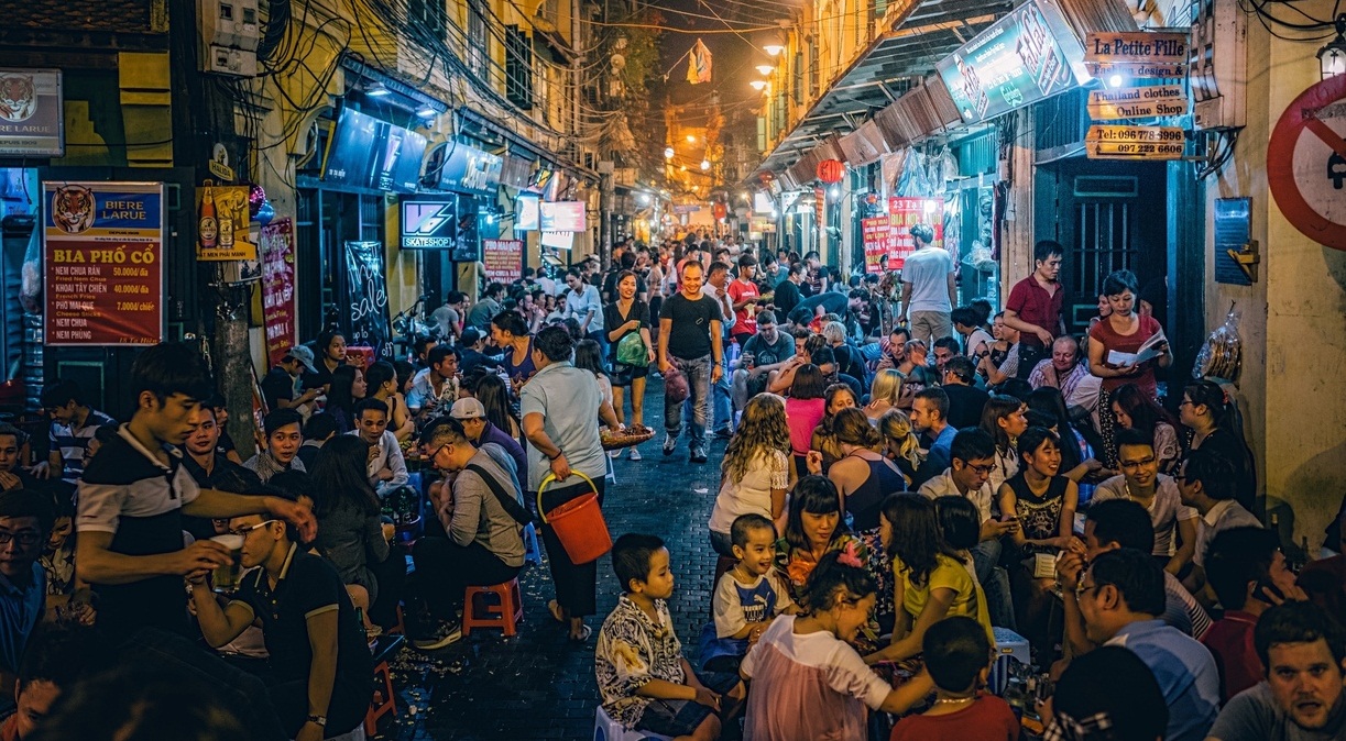 Bia Hoi Ta Hien - Ta Hien Beer Street