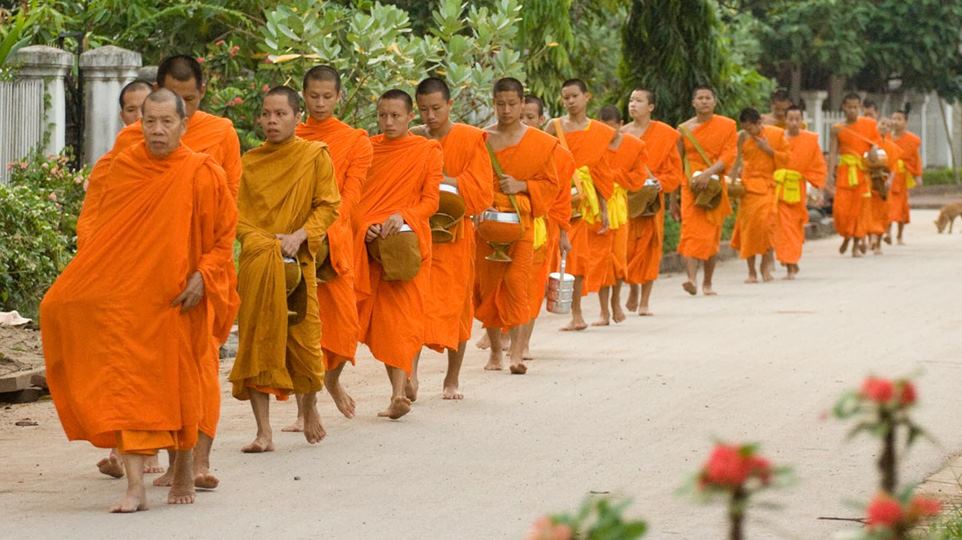 Waking&nbsp;up early to watch the monks collect alms is a&nbsp;must