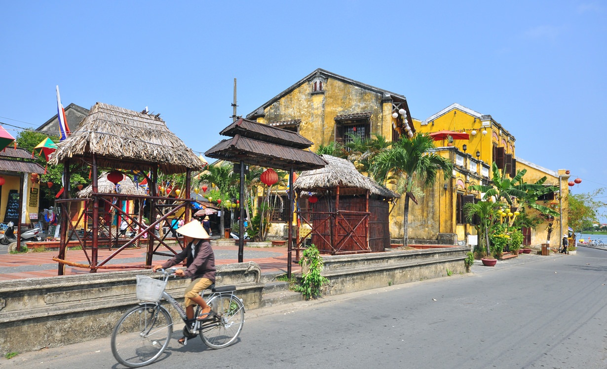 Biking in Hoi An is totally relaxing