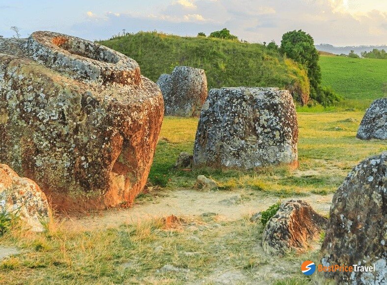 Who left the jars in the plain? 