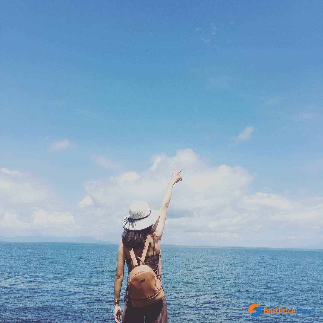 Can't see the end of the sea Hai Tac Island