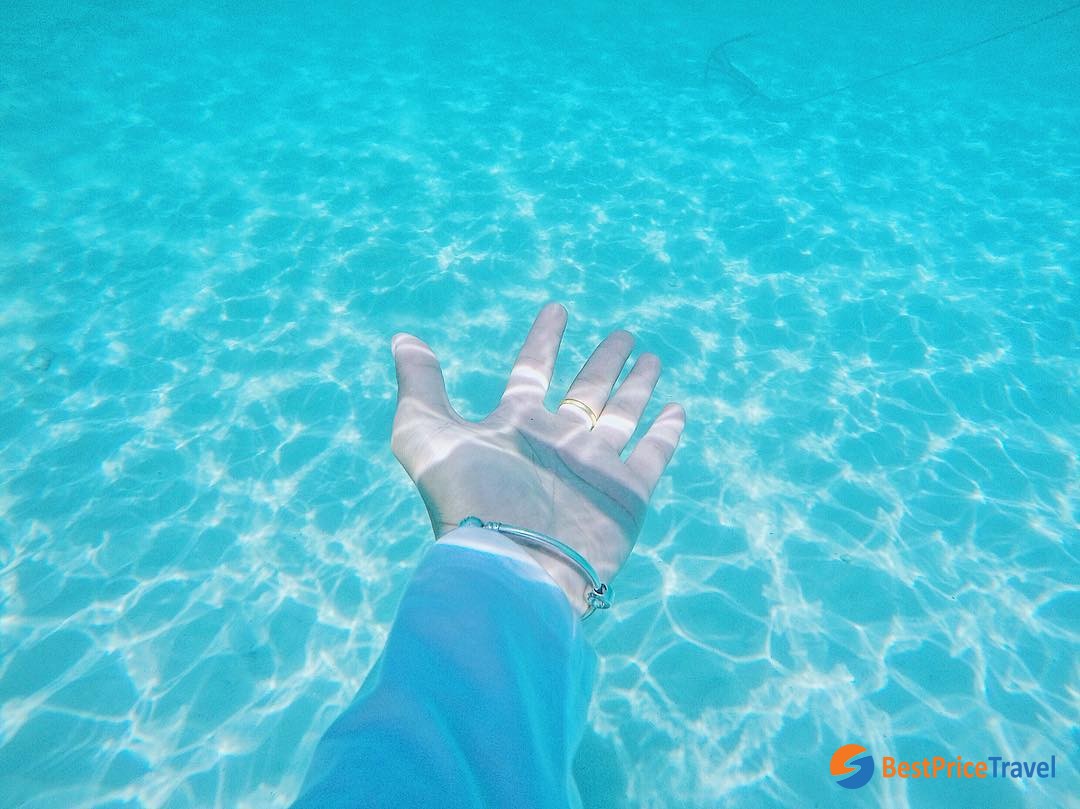 Sparkling water Mong Tay Island